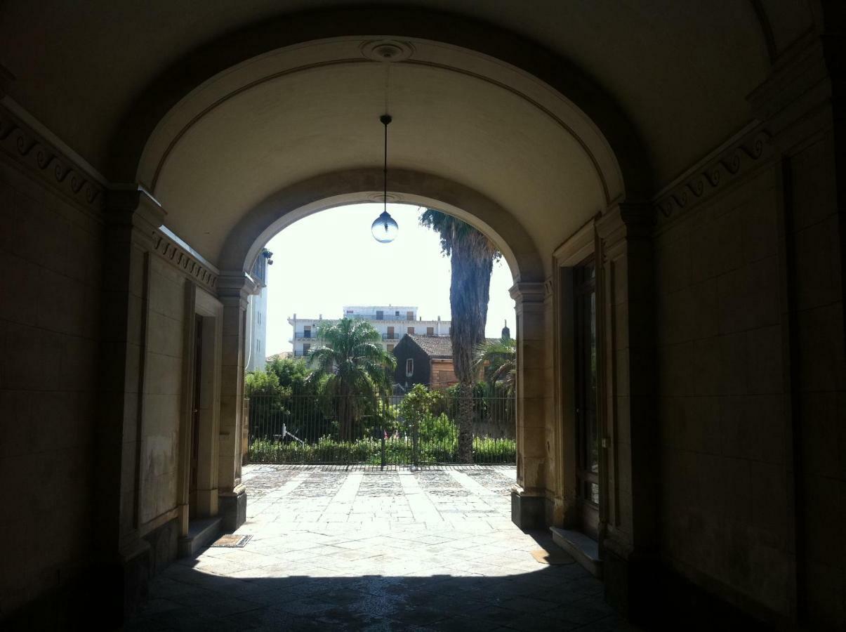 Bbcasablu Apartment Acireale Luaran gambar