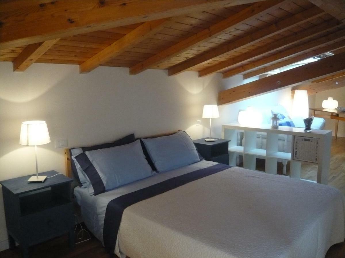 Bbcasablu Apartment Acireale Luaran gambar